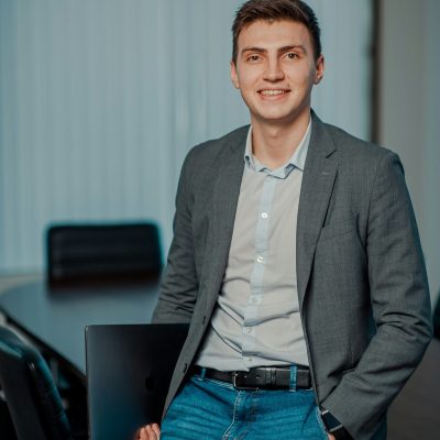 danny-ocean-ehUYU820lcA-unsplash